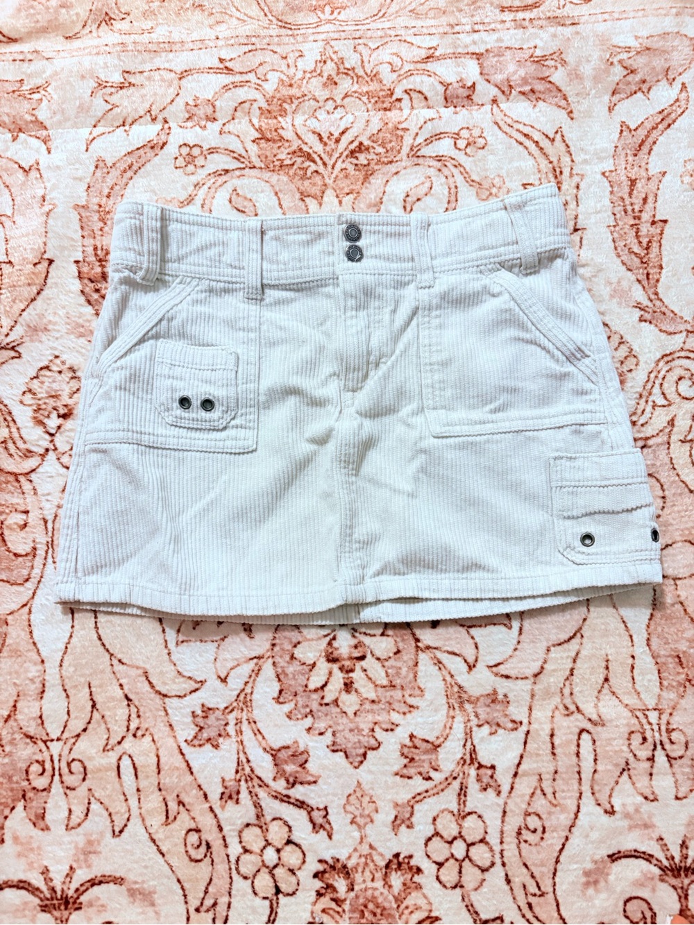 Old Navy Cream Corduroy Mini Skort with Pocket Details